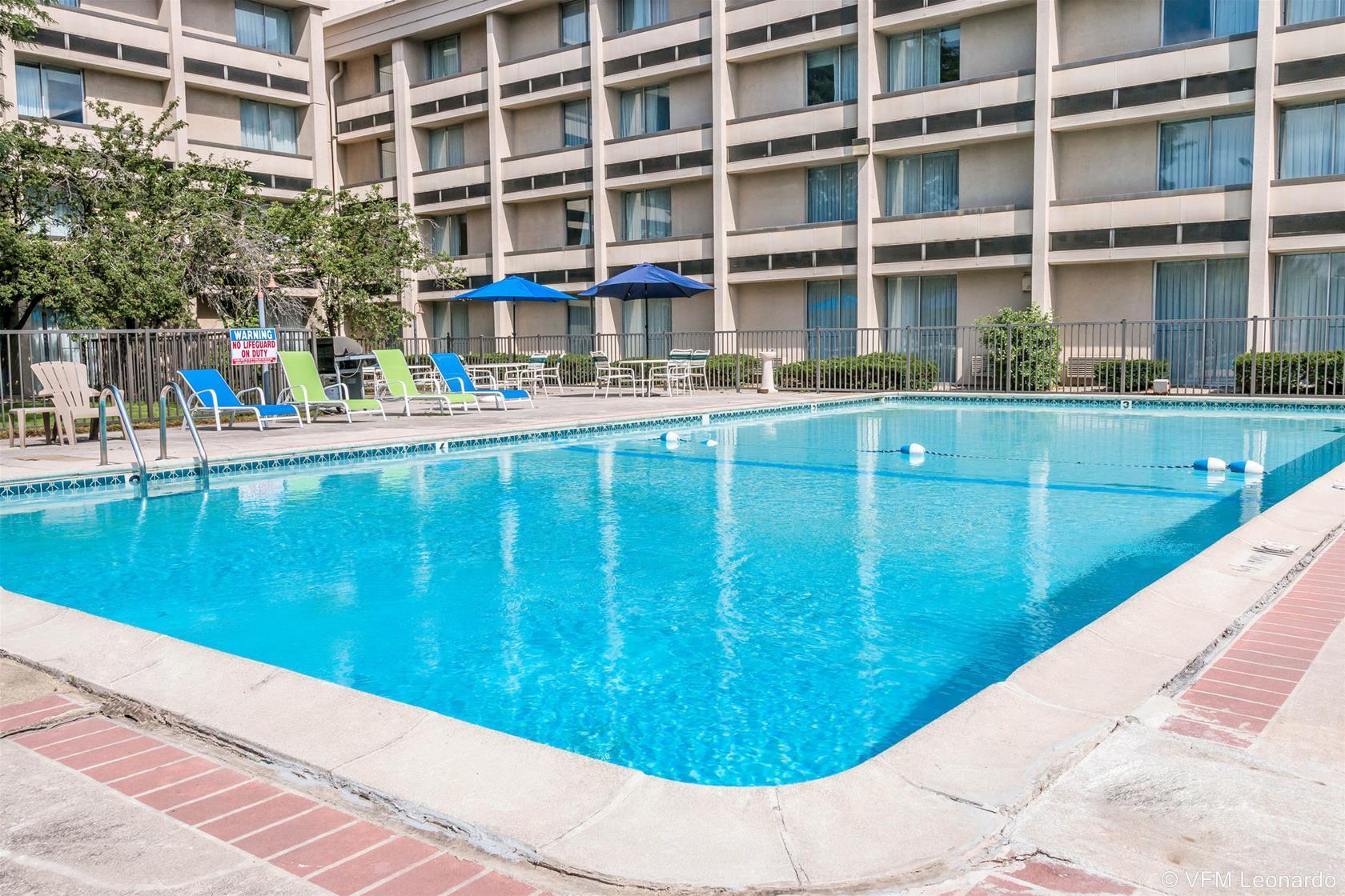 Hotel Wingate By Wyndham Troy Exterior foto