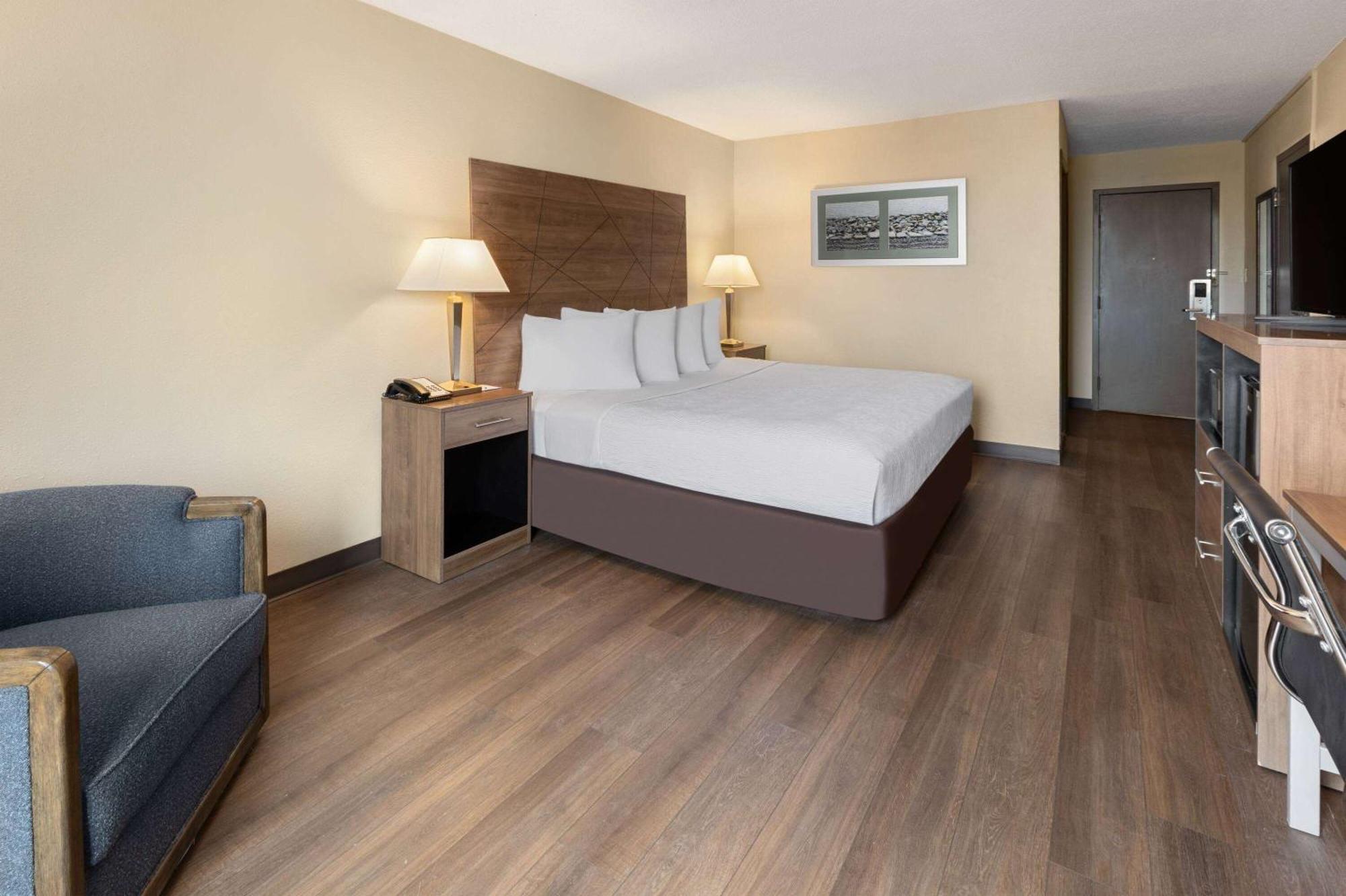 Hotel Wingate By Wyndham Troy Exterior foto