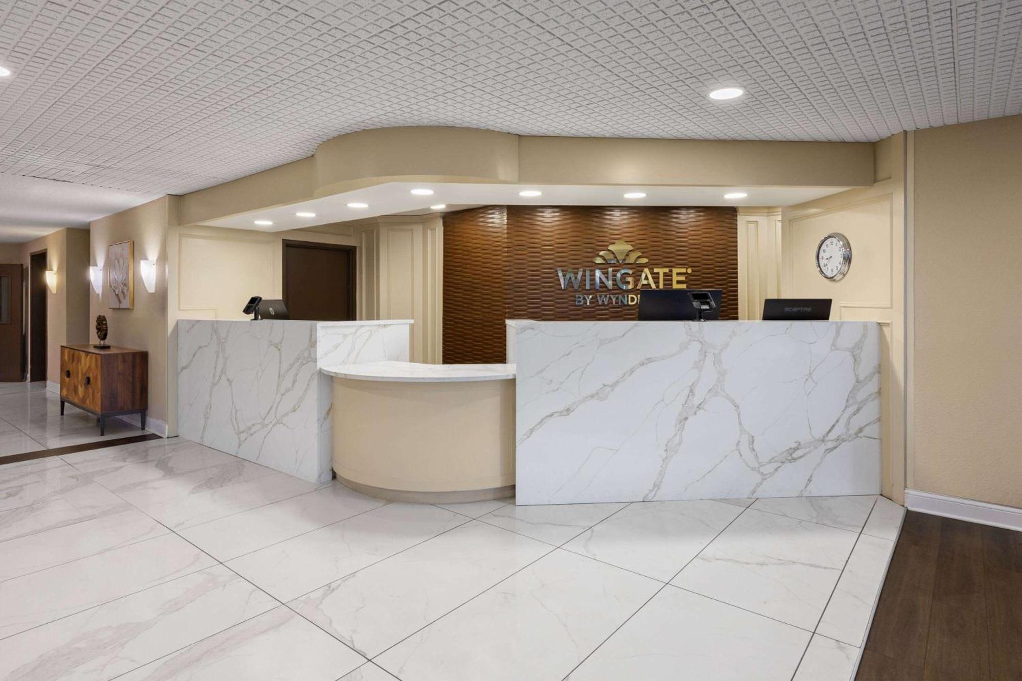 Hotel Wingate By Wyndham Troy Exterior foto